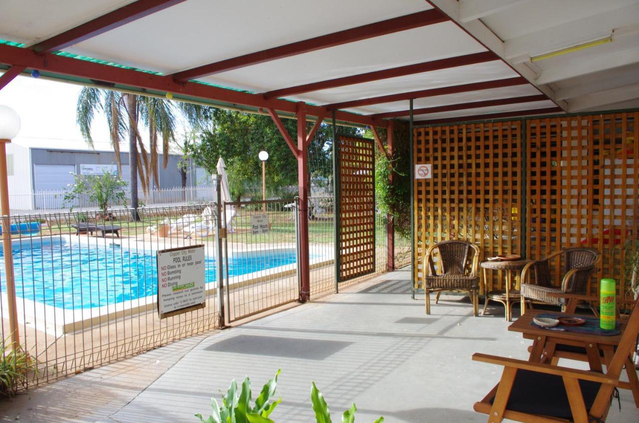 Copper City Motel Кобар Экстерьер фото